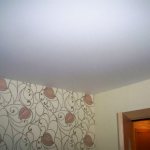 Stretch ceiling without plinth: photo