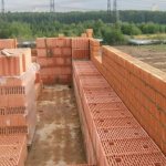 Building a private house from porous bricks – does it make sense? InnovaStroy 
